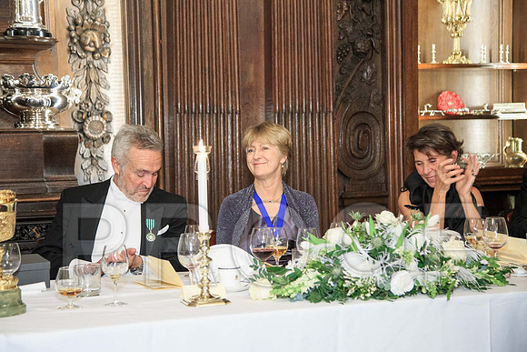 14_Swan Feast_908