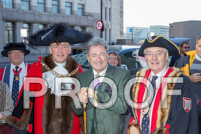 P105-Alan Titchmarsh-011