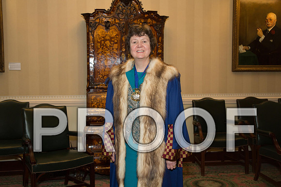 Q016- 004