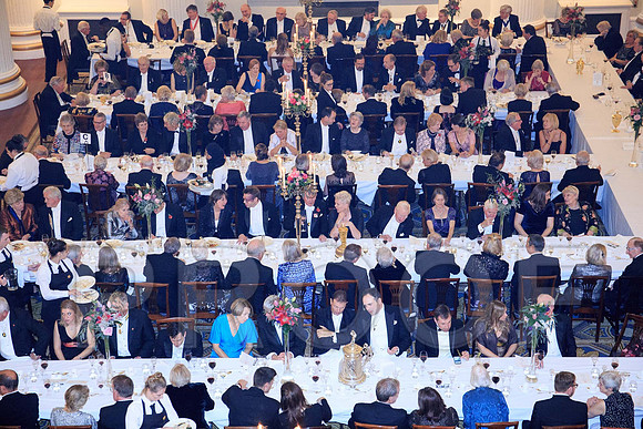 01_Clockworkers Banquet_448
