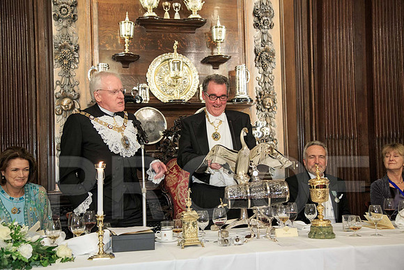 14_Swan Feast_864