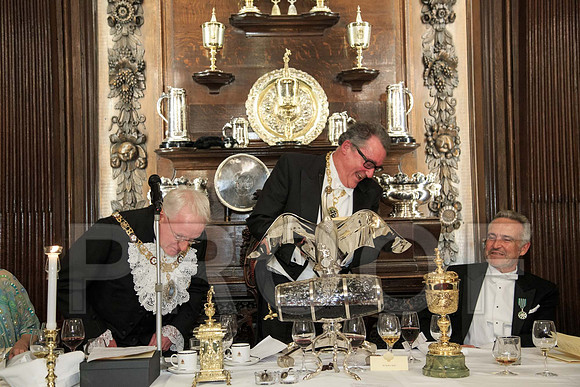14_Swan Feast_893