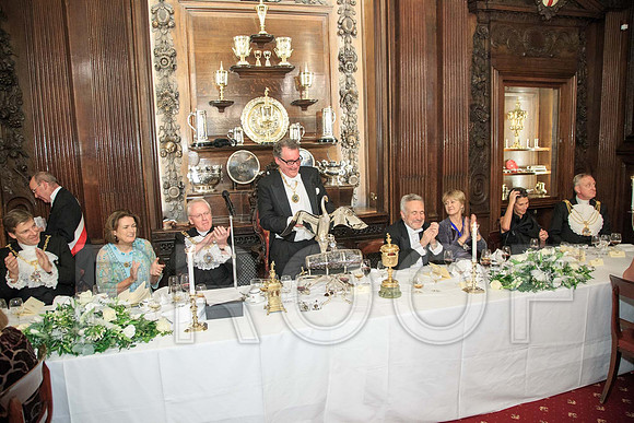 14_Swan Feast_860