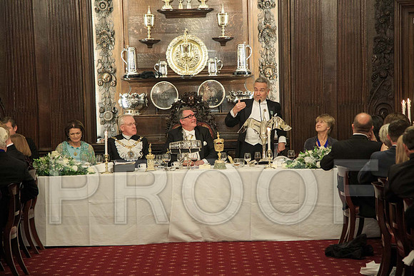 14_Swan Feast_818